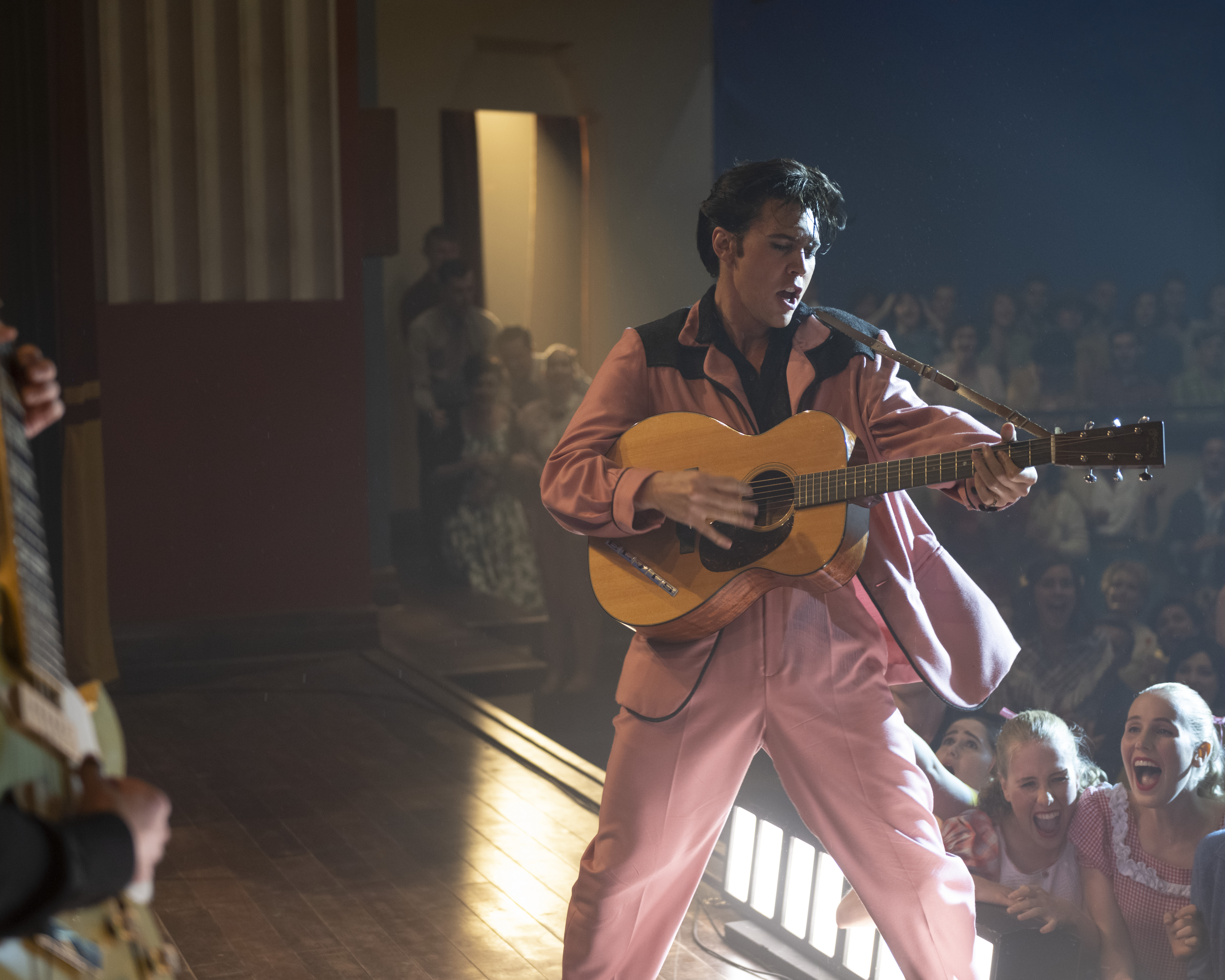 rev-1-ELVIS-0074r_High_Res_JPEG